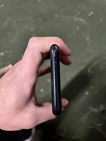 redmagic 7: IPhone Xr, 64 ГБ, Черный, 82 % — 5