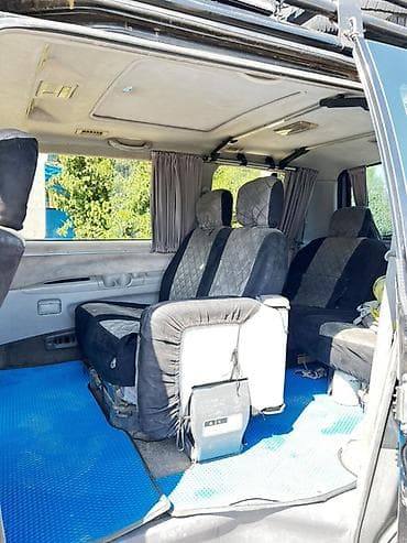 Продажа авто: Mitsubishi Space Gear: 1997 г., Минивэн — 2