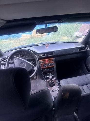 audi a6 2018: Mercedes-Benz W124: 1994 г., 3.2 л, Механика, Бензин, Седан — 2