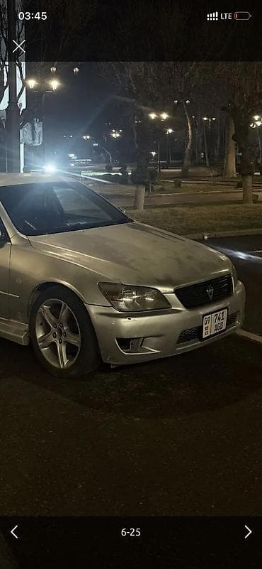 Передняя правая фара Toyota 2001 г., Б/у, Оригинал, Япония — 2