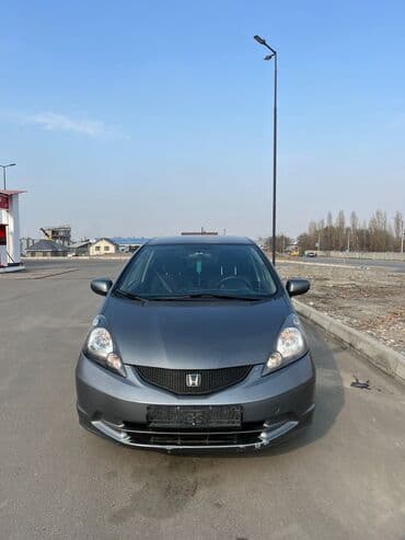 Honda Fit: 2012 г., 1.5 л, Автомат, Бензин, Хэтчбэк