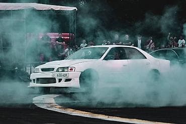 обмен с доплатой: Toyota Chaser: 1997 г., 3 л, Механика, Бензин — 1