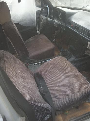 газ 53 кузуп: ГАЗ 24 Volga: 1995 г., Кол менен иштөөчү, Бензин, Седан — 3