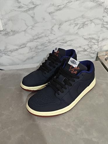 air jordan: Мужские кроссовки, 41.5, 42, Nike, Б/у, цвет - Синий, Самовывоз — 1