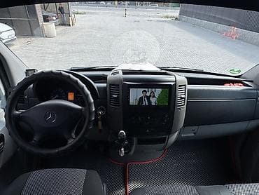 спринтер будка: Mercedes-Benz Sprinter (двухрядная кабина) с бортовой платформой — 10