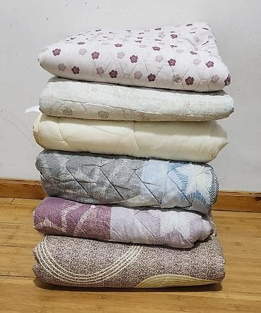 Одеяло, Китай, Б/у, Холлофайбер, Все сезоны at lalafo.kg Одеяло, Китай, Б/у, Холлофайбер, Все сезоны