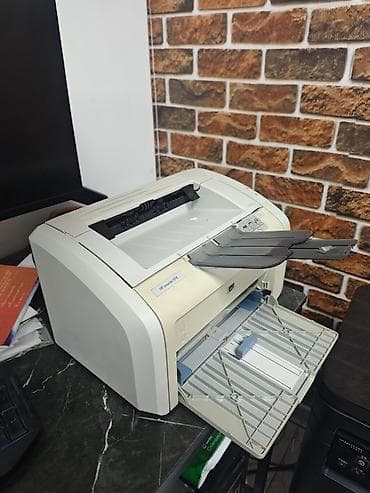 HP LaserJet 1018 — компактный монохромный лазерный принтер для дома и