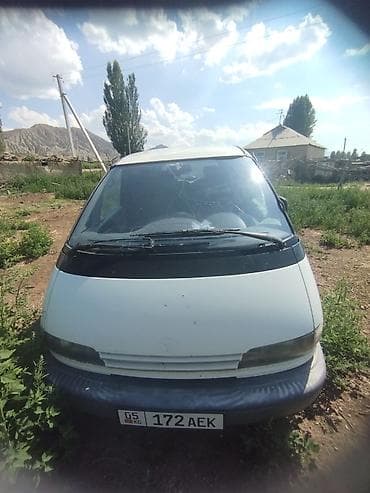 разбитые авто: Toyota Estima: 1991 г., 2.4 л, Механика, Бензин, Минивэн — 1