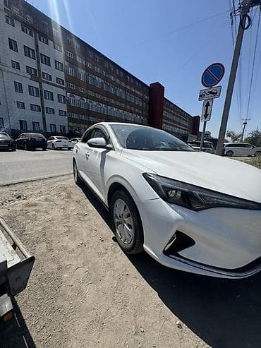 baic ec3: Changan Eado Plus: 2022 г., Седан — 3
