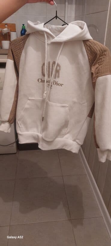 где можно продать старые вещи в бишкеке: Куртка 1000 сом тонкий пух на осень 7-8лет обувь ортопедический 34раз — 8