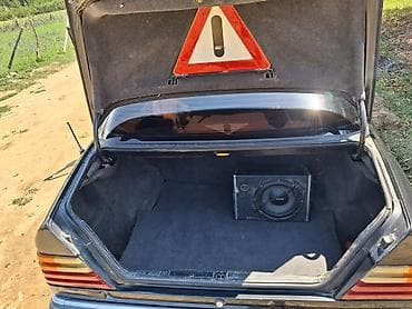 Продажа авто: Mercedes-Benz W124: 1990 г., 2.3 л, Механика, Бензин, Седан — 6