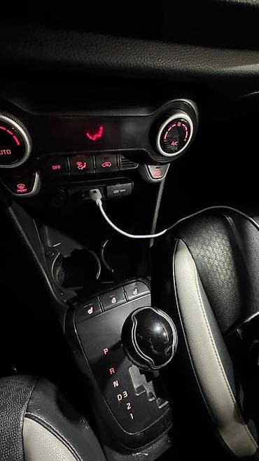 белый вельтмейстер ех5: Kia Picanto: 2017 г., 1 л, Автомат, Бензин, Хэтчбэк — 3