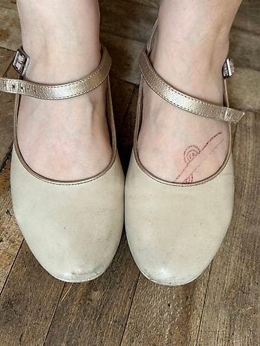 балетки: Туфли, 38, Clarks, Б/у, цвет - Бежевый, Самовывоз — 1