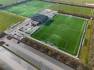 купить футбольный газон: Для футбольных полей, Новый, цвет - Зеленый — 2