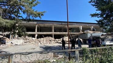 дома под снос: Снос стен, Разбор полов, Снятие потолков | Гипсокартонная стена, Снос перегородки, Снятие старой штукатурки | Снятие извести, Снятие побелки, Снятие подвесных потолков | Демонтаж ламината, Демонтаж паркета, Демонтаж плинтуса | Крыша из шифера, Мягкая кровля 1-2 года опыта — 2