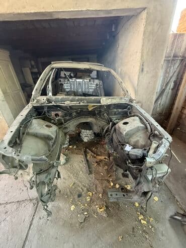 строительства домов из 3d панелей: Кузов автомобиля под проект/запчасти. Тойота ПРОГРЕСС 2000 г — 1