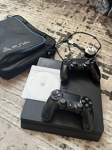 Игровая приставка Sony PlayStation 4 (Slim), полный комплект для игры