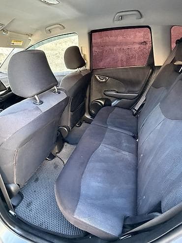 подголовник фит: Honda Fit: 2009 г., 1.5 л, Автомат, Бензин, Хэтчбэк — 10