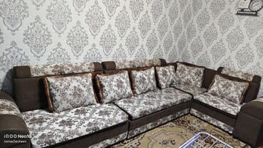 Терезелер жана комплектөөчүлөр: Бурчу бар диван, Жастыктар менен — 1