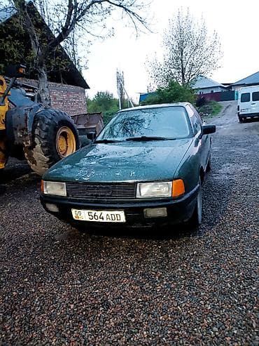 Audi 80: 1991 г., 1.8 л, Ручные, Седан