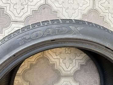 Шины 235 / 40 / R 19, Лето, Легковые, RoadX