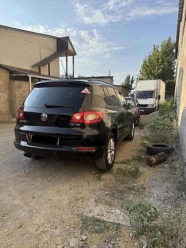 vin code: Volkswagen Tiguan: 2009 г., 2 л, Автомат, Бензин, Кроссовер — 2