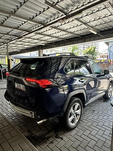 транзитный: Toyota RAV4: 2021 г., 2.5 л, Вариатор, Гибрид, Кроссовер — 5