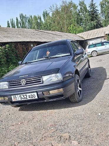 ауди 100 с: Volkswagen Vento: 1993 г., 1.8 л, Механика, Бензин, Седан — 1