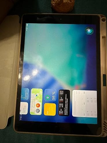 ips 24: Планшет, Apple, память 32 ГБ, 10" - 11", Wi-Fi, Б/у, Классический цвет - Серый — 4