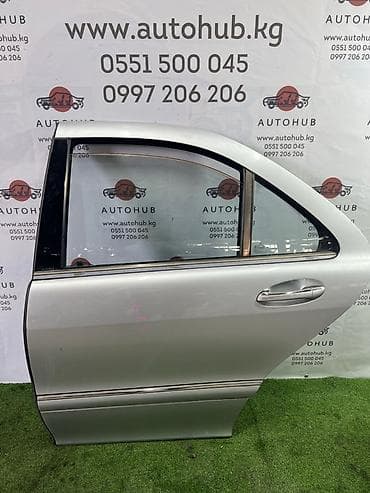 cl class: Задняя правая дверь в сборе для Mercedes-Benz E-Class W220 (седан). - — 1