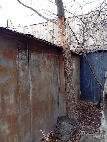 авто гараж: 12 м², Металлический — 7