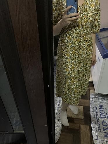 labubu купить бишкек: Платье миди с цветочным принтом - Фасон: полуприлегающий силуэт — 1