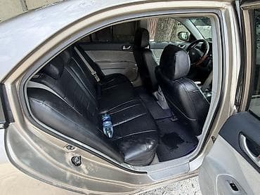 Hyundai Sonata: 2006 г., 2.4 л, Автомат, Газ, Седан — 5
