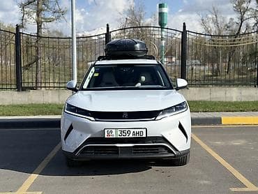 BYD Song Plus: 2025 г., Гибрид, Кроссовер