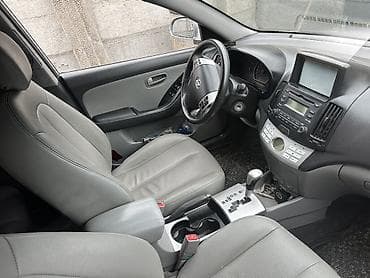полики корейские: Hyundai Elantra: 2009 г., Автомат, Бензин, Седан — 5