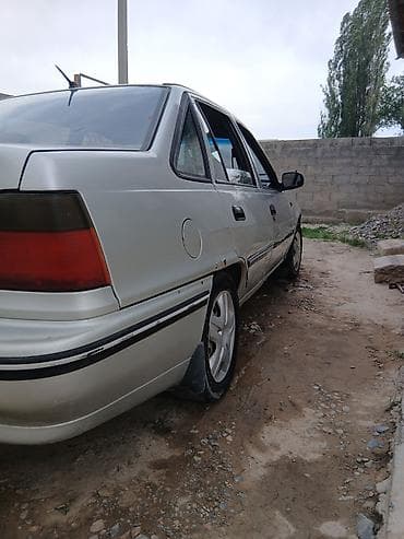 jac t8: Daewoo Nexia: 2007 г., 1.6 л, Механика, Седан — 5