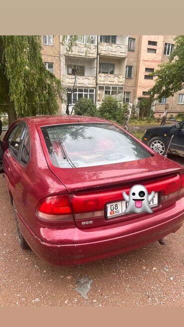срочно в связи с переездом: Mazda 626: 1993 г., 2 л, Механика, Бензин — 1