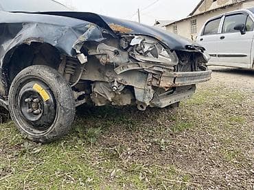 капот рав4: Honda Civic: 1996 г., Седан — 5