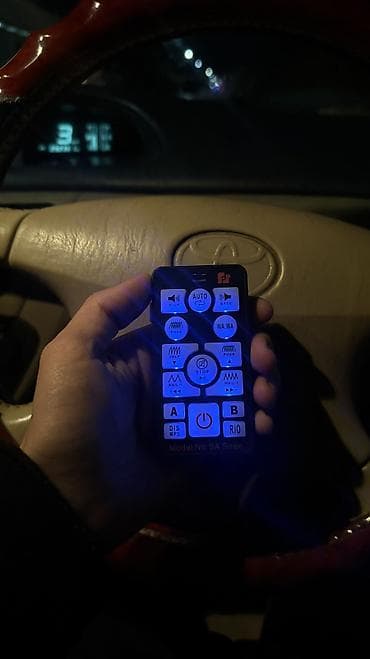 Toyota Vista: 1999 г., 2 л, Автомат, Бензин, Седан — 9