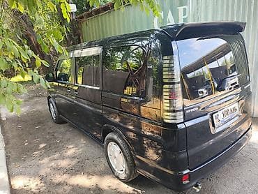 дом колёсах: Honda Stepwgn: 2004 г., 2 л, Автомат, Бензин, Минивэн — 5