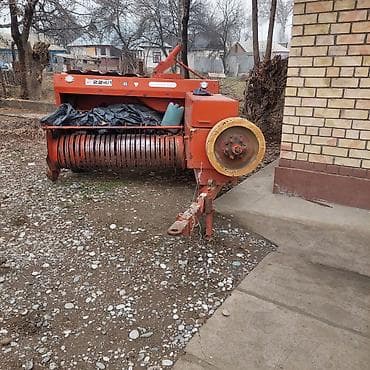 водный транспорт: Пресс-подборщик «Sipma Z-224/1» (прицепной, для прямоугольных тюков) — 1