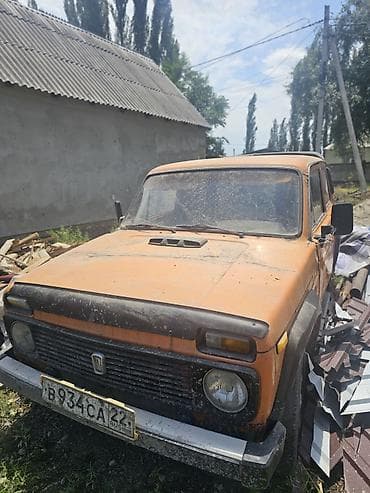 на нива: ВАЗ (ЛАДА) 4x4 Нива: 1985 г., 1.6 л, Бензин, Внедорожник — 2
