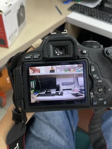 обьектив canon: Зеркальная камера Canon EOS 600D с комплектным зум-объективом Canon — 6