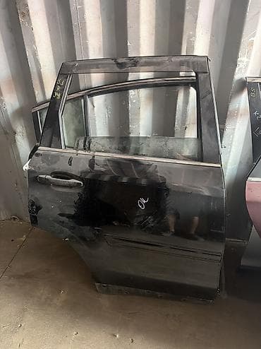 рейка субару: Дверь Задняя правая Subaru, Б/у, Оригинал — 1