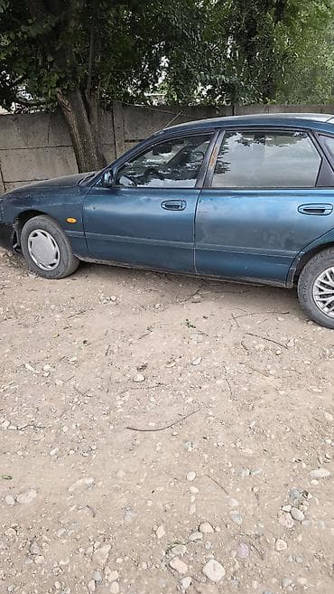 Унаа: Mazda 626: 1993 г., Хетчбек — 1