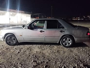 Mercedes-Benz: Mercedes-Benz W124: 1993 г., 2.2 л, Механика, Бензин, Седан — 7