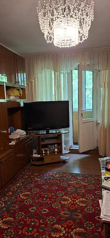 flat osh: 3 комнаты, 55 м², 9 мкр 104 серия, 2 этаж — 7