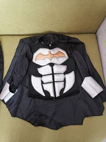 детские костюмы санты: Комплект, цвет - Черный, Б/у — 2