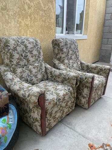 сдать старый диван и купить новый: Продаются срочно!! — 2