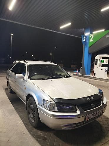 Унаа: Toyota Camry: 1998 г., 2.2 л, Автомат, Бензин, Универсал — 2